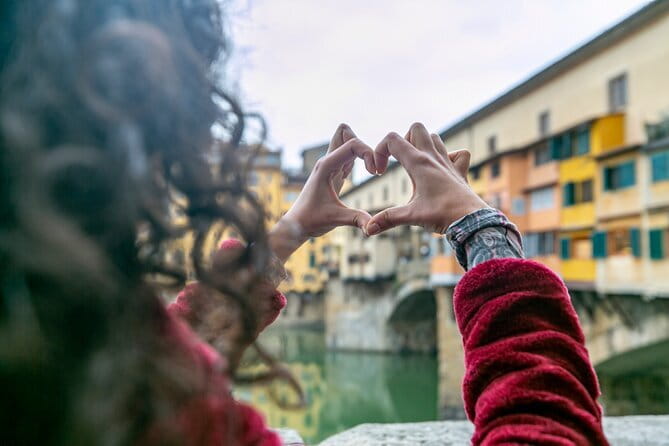 Florence by Night Guided Walking Tour:Duomo Old Bridge & All Must-See Highlights - Key points to know before booking