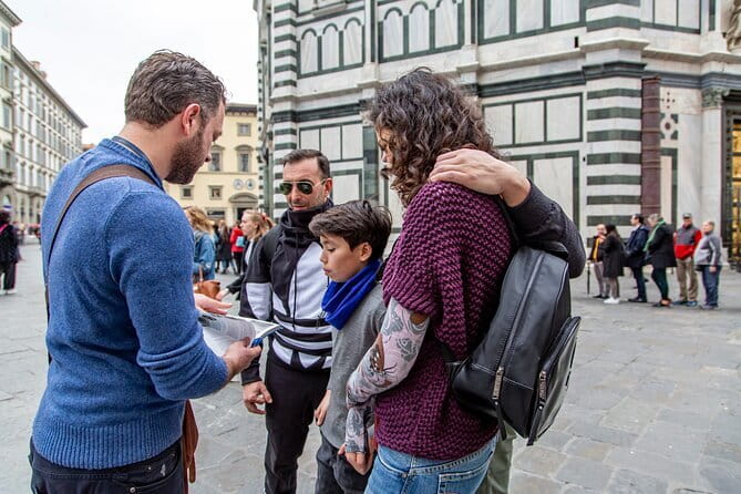 Florence by Night Guided Walking Tour:Duomo Old Bridge & All Must-See Highlights - Why Florence works so well after dark