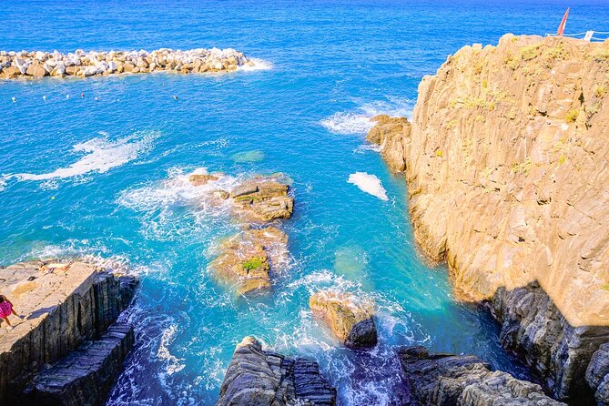 Florence: Cinque Terre Park Day Trip with Optional Street Food - The physical demands are real