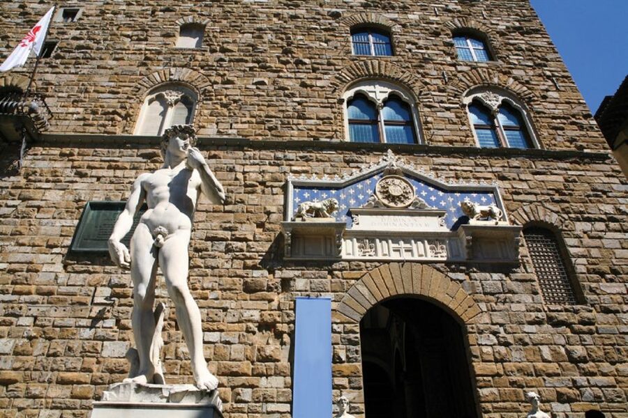 Florence: City Sightseeing Guided Bike Tour - What the pace and group experience feel like