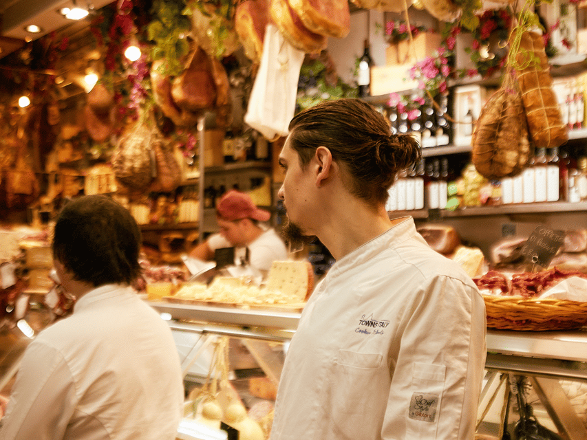 Florence: Cooking Class with Local Food Market Tour - Nonna’s lasagna, ragù, and the family table