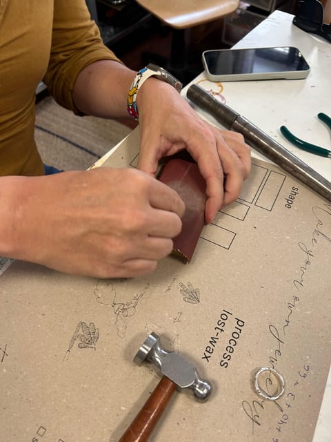 Florence: Custom wedding ring making experience. - Choosing your ring design
