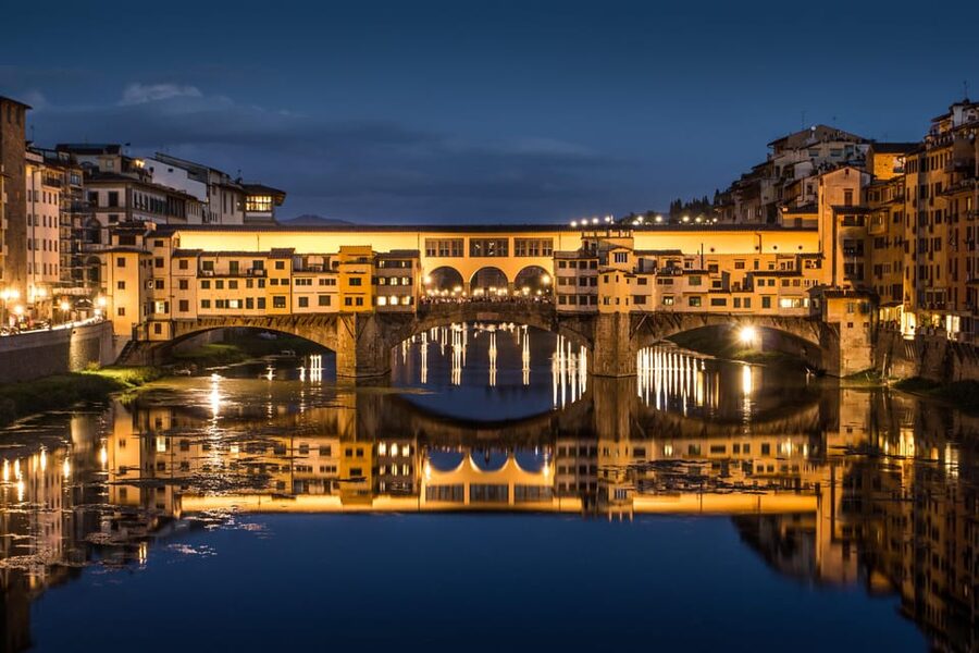 Florence: Dark Secrets & Scandals Evening Walking Tour - Key points to know before booking