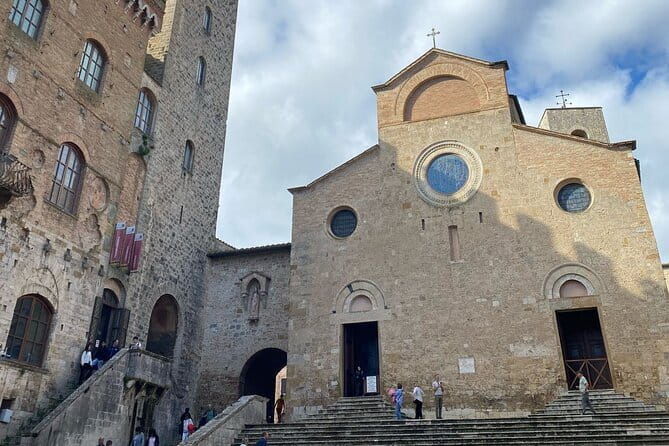 Florence: Day Trip with Free Time in San Gimignano and Siena - Meeting in Florence without a morning scramble