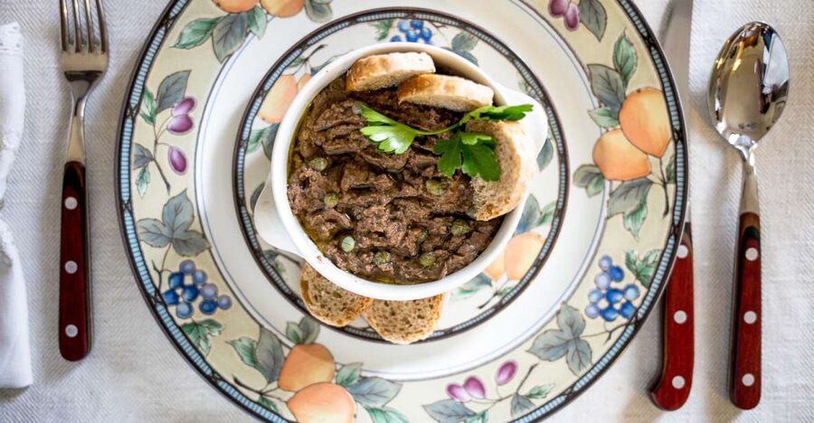 Florence: Dining Experience at a Local's Home - A Tuscan meal that begins at someone’s front door
