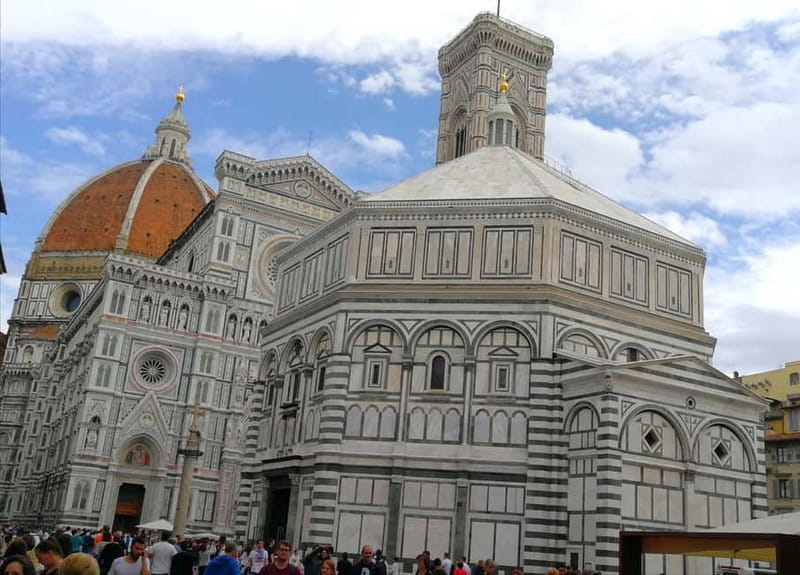 Florence: Duomo Area Tour and Brunelleschi Dome Climb Ticket - Entering Brunelleschi’s Dome on your own