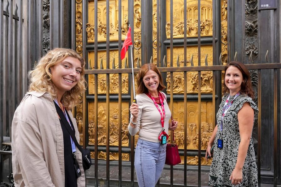 Florence: Duomo Cathedral Guided Tour with Fast-Track Entry - The Duomo complex: marble, mosaics, and famous neighbors