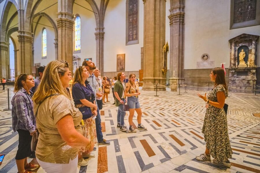 Florence: Duomo Cathedral Skip-the-Line Guided Tour - Small groups, headsets, and languages