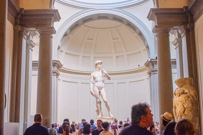 Florence Duomo Tour with Dome Climb and Skip the Line Ticket - How the private format changes the morning