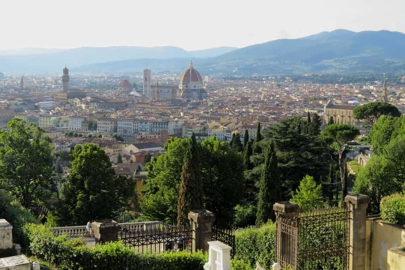 Florence: E-Vespa Rental with Smartphone Tour and Tasting - Key points before you book