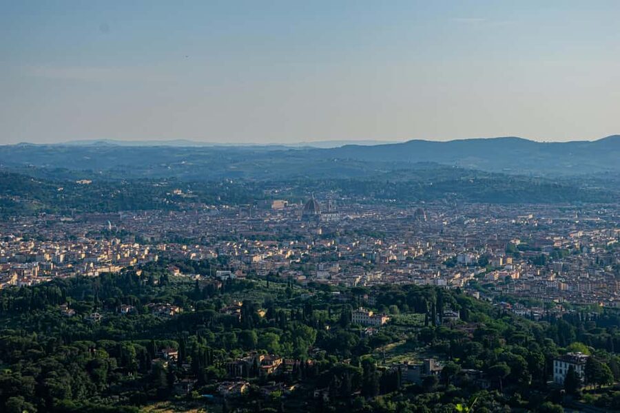 Florence: E-Vespa Rental with Smartphone Tour and Tasting - Piazzale Michelangelo and the Florence view