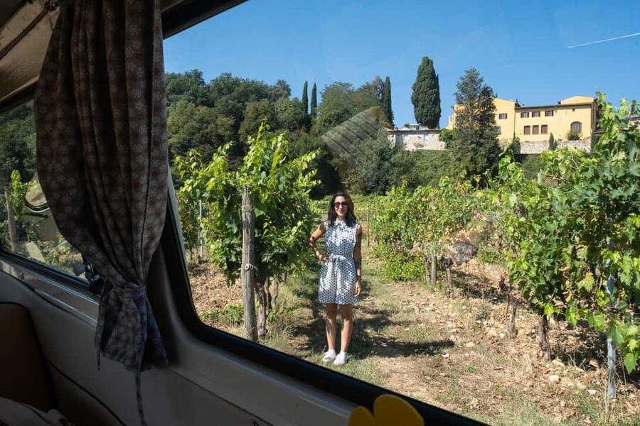 Florence: Exclusive Chianti Wine Tour at 3 Wineries & Lunch - The guide can make or break a long day