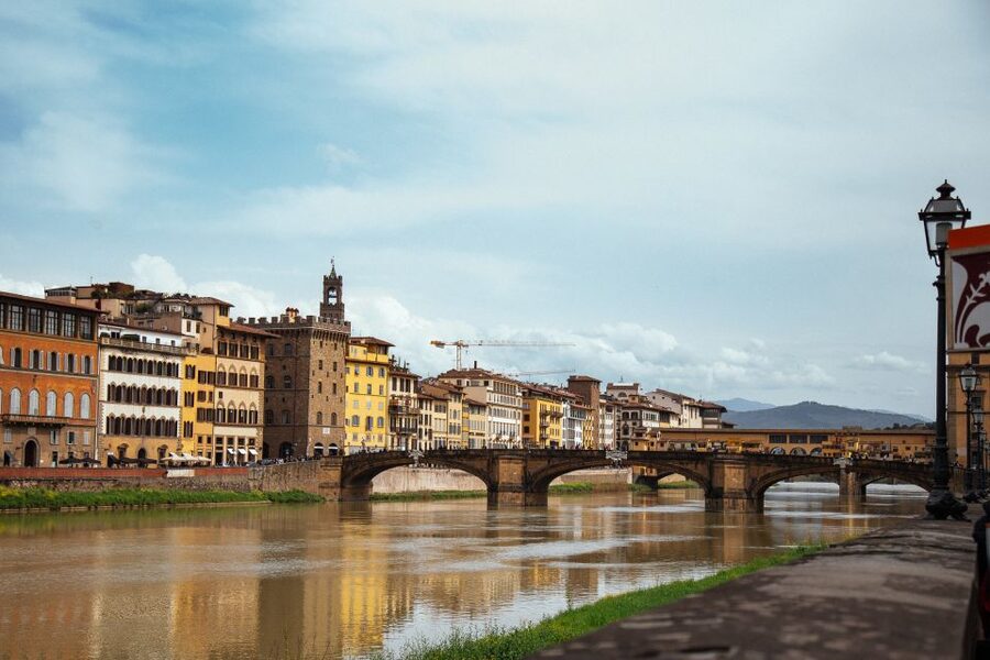 Florence: Family-Friendly Private Tour - Gelato as the practical turning point