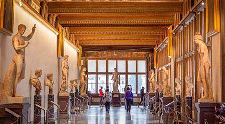 Florence: Fast-track Uffizi Gallery Hosted Tickets - The Medici connection, without a tour guide
