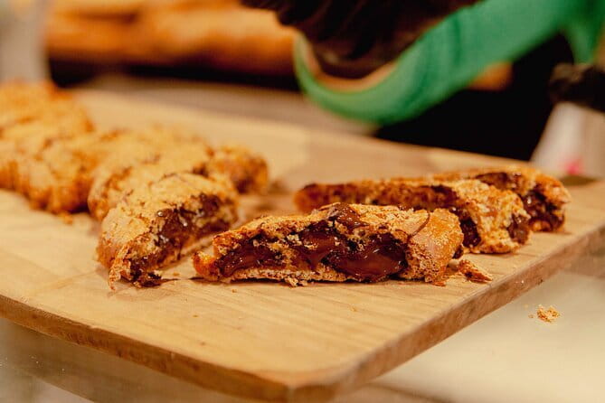 Florence Food and Wine Tasting Tour! Private with Local Expert - The food stops: from pastries to Florentine panini