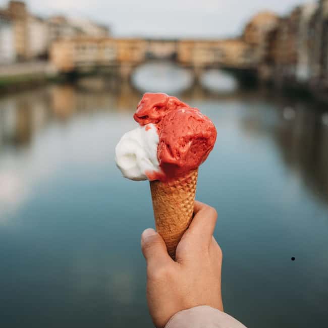 Florence: Food Tour with Wine and Gelato - Santa Croce: a strong opening landmark