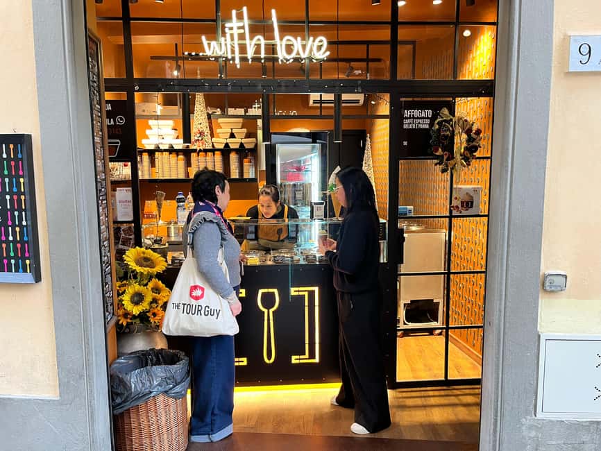 Florence: Food Walking Tour with Local Steak and Tuscan Wine - Handmade ravioli and the less predictable stop