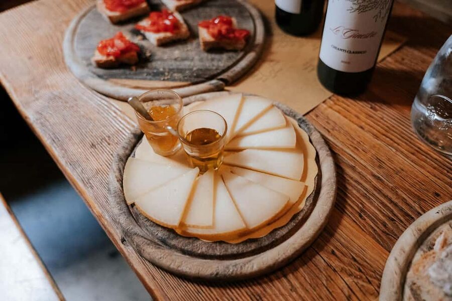 Florence: Food & Wine Tour in Oltrarno Neighborhood - Key points to know before booking