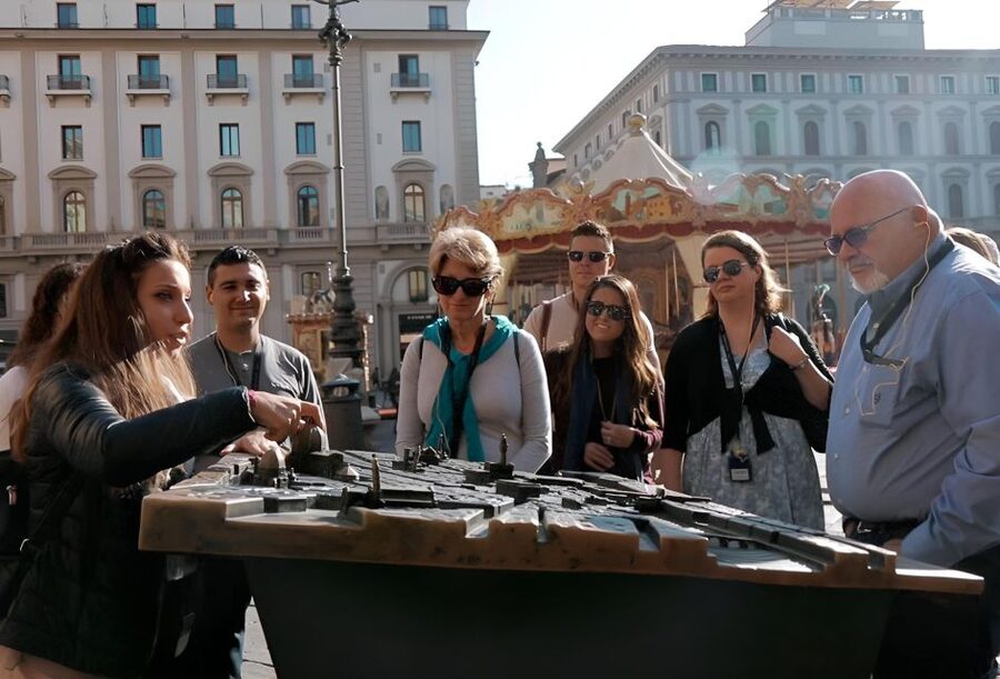 Florence Footsteps: Unveiling the Treasures of the Medicis - Markets, Tuscan products, and the tasting element