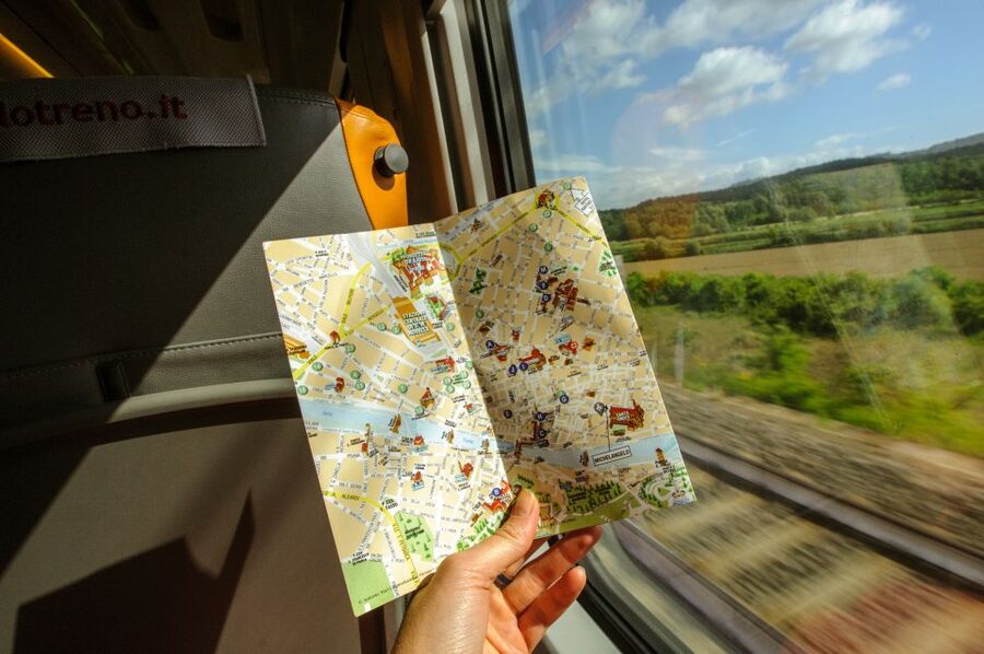 Florence: Full-Day Trip by High-Speed Train from Rome - Piazza della Repubblica and the central walking route