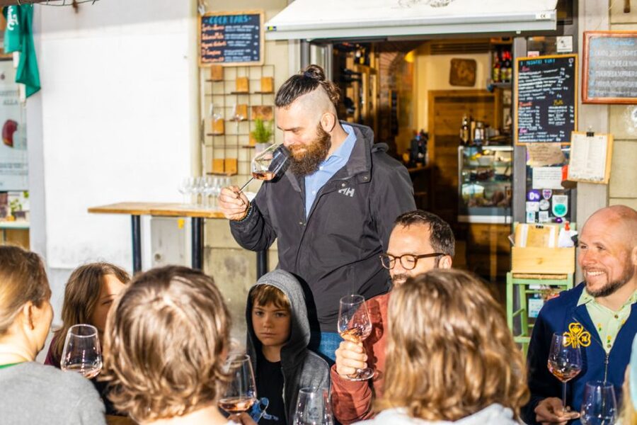 Florence: Grocery Market Food Tour and Tastings with a chef - A warm dish at the neighborhood delicatessen