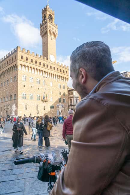 Florence: Guided City Tour by Rickshaw - The Arno River and Ponte Vecchio