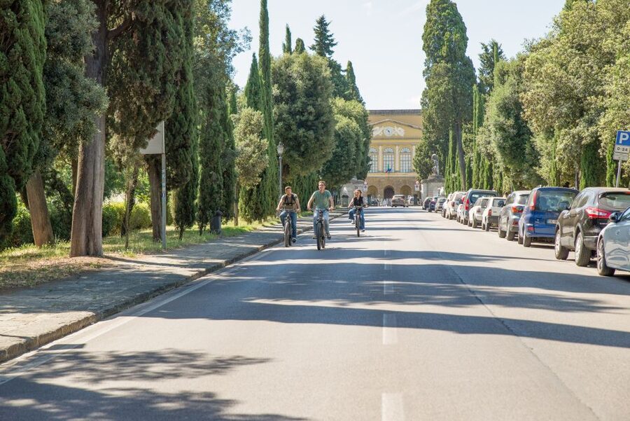 Florence: Guided Electric Bike Tour with Gelato - San Miniato al Monte and the quieter hill roads