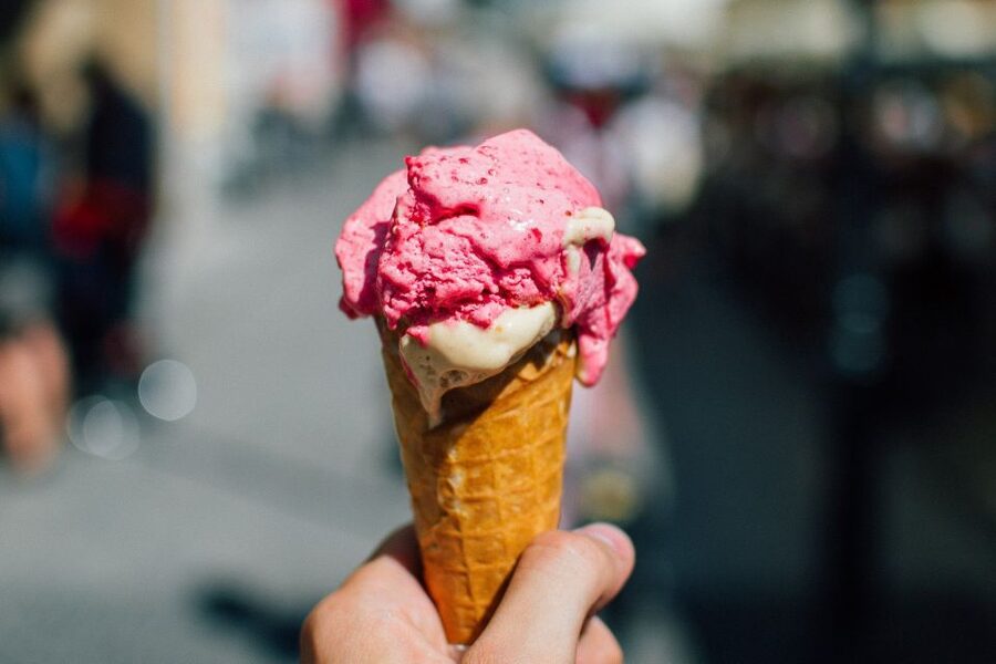 Florence: Guided Flavors of Tuscany Tour - The opening toast: wine and crostini