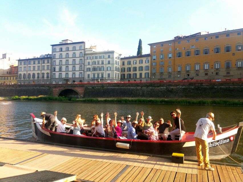 Florence: Guided Gondola Boat Tour with a Glass of Wine - Key points to know before booking