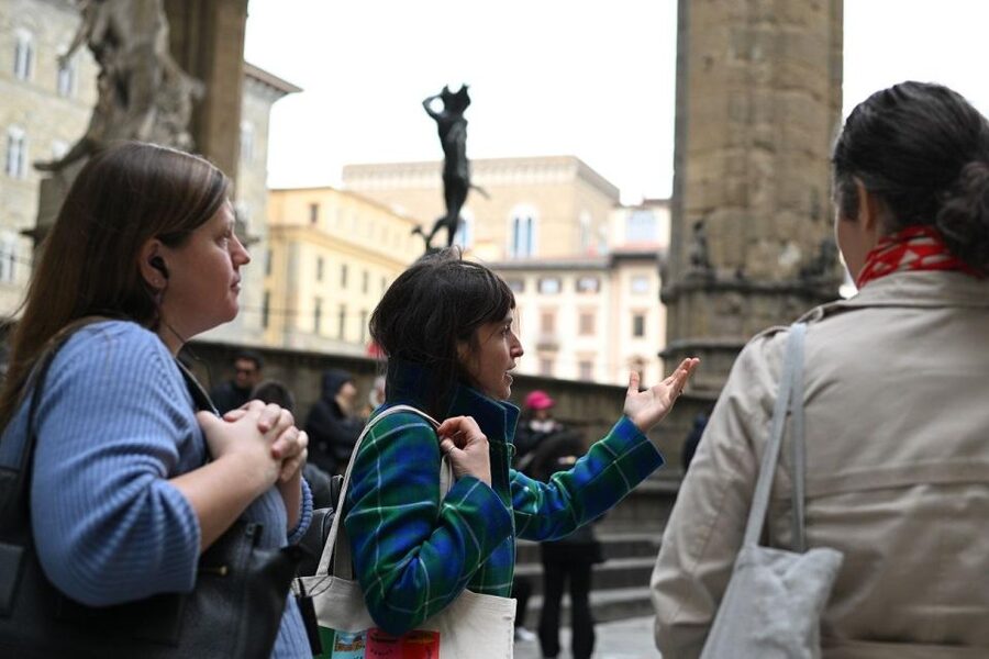 Florence: Guided Tour of Medici Family Secrets and Chapels - Why the Medici story works so well on foot