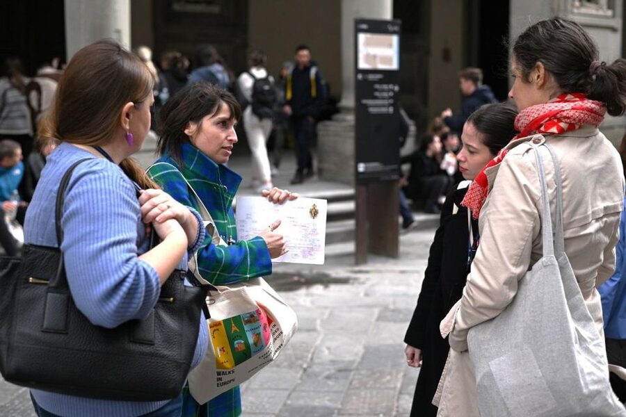 Florence: Guided Tour of Medici Family Secrets and Chapels - San Lorenzo, the family church