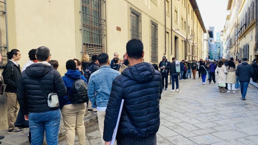 Florence: Guided Walking Tour - Palazzo Medici Riccardi and the Medici story