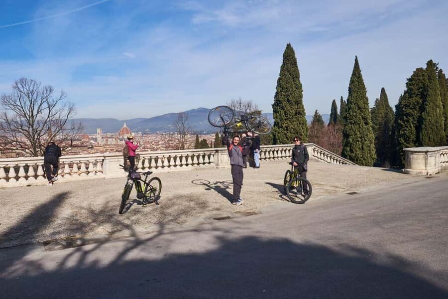 Florence: Half-Day Tuscan Countryside E-bike Tour with Wine - How this compares with exploring on foot