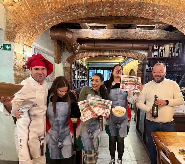 Florence: Handmade Ravioli & Pasta Class with Unlimited Wine - The opening lesson on art, power, and food