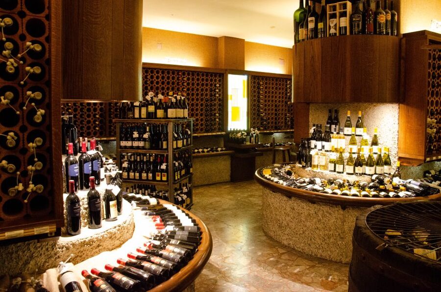 Florence: History Walking Tour with Wine Tasting - Duomo Square and Brunelleschi’s great dome