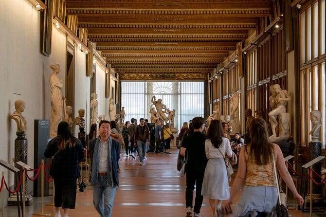 Florence in one day with a localGuide: David-City walk-Uffizi - Meeting Michelangelo’s David at the Accademia
