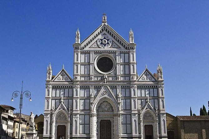 Florence in one day with a localGuide: David-City walk-Uffizi - Ponte Vecchio from the Uffizi side