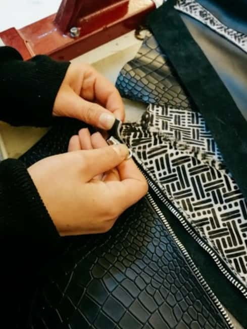 Florence: Leather Wallet-Making Workshop with Coffee - Why making a wallet beats buying one