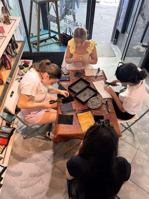Florence: Leather Wallet-Making Workshop with Coffee - Building the wallet step by step