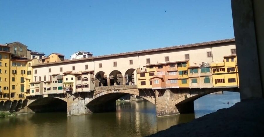 Florence: LGBTQ Renaissance Walking Tour with Mila - Starting beneath the Loggia at Piazza della Repubblica