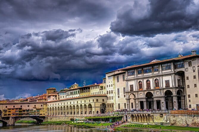 Florence Like a Local: Customized Private Tour - Choosing between a short walk and a six-hour outing