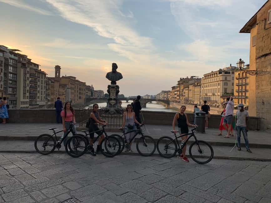 Florence: Medici-Themed Bike Tour - Ponte Vecchio and the Medici power route