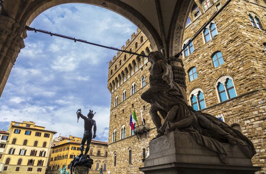 Florence: Medieval & Renaissance Private 3-Hour Walking Tour - Ponte Vecchio and the walk to Pitti Palace