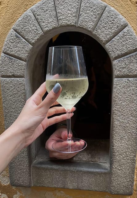 Florence: Michelangelo’s David & A Sip Through a Wine Window - The wine window question