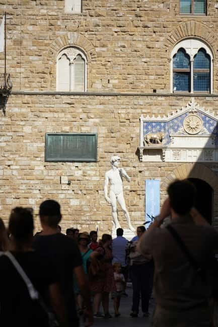 Florence Must-See Squares Walking Tour with Vincenzo - Ponte Vecchio, the lively finish beside the Arno