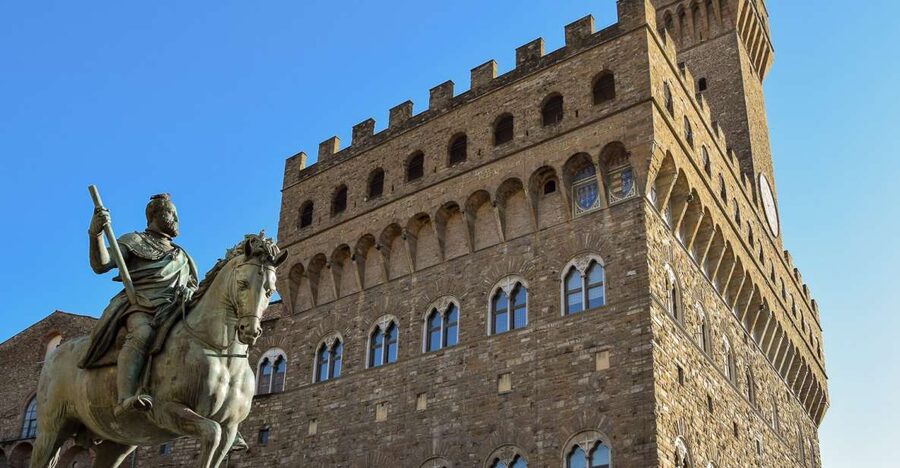 Florence: Mysteries of the Medici Guided Walking Tour - Why the Medici story works best on foot
