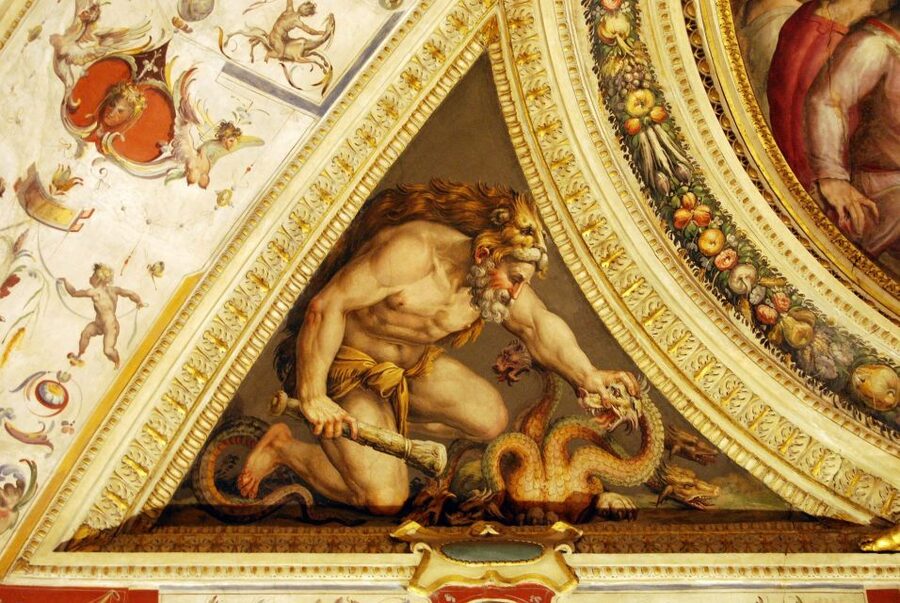 Florence: Palazzo Vecchio Guided Tour - The upper-floor apartments and smaller chambers