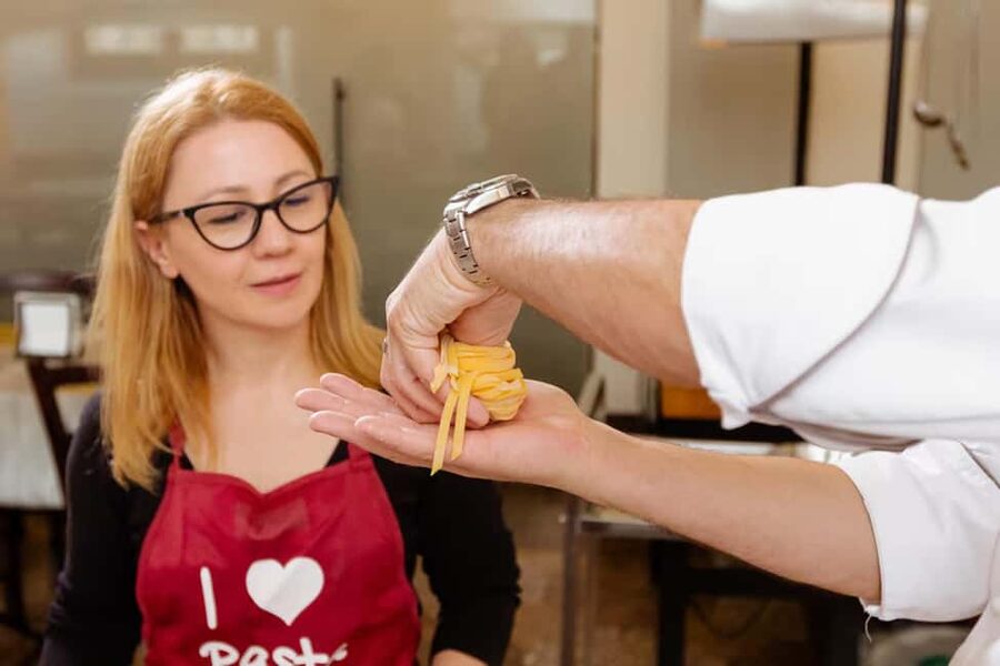 Florence: Pasta Class with Wine, Limoncello and Dessert - Key things to know before you book