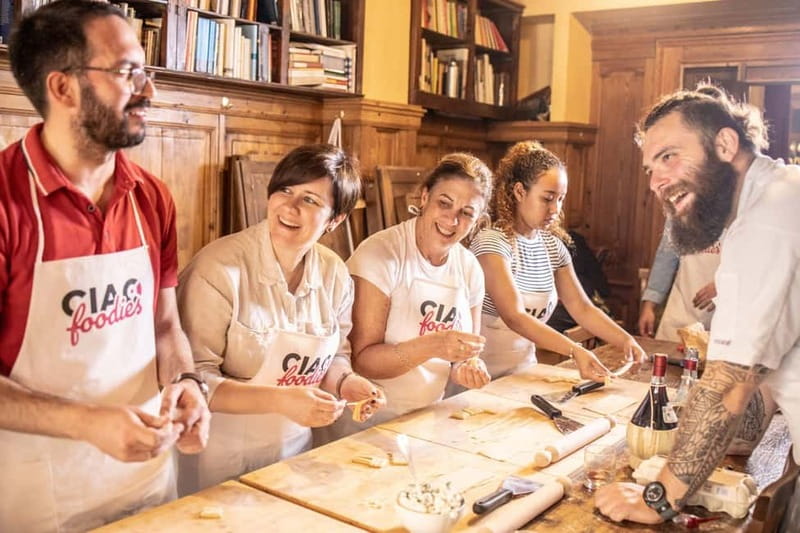 Florence: Pasta & Tiramisu Class with Unlimited Wine - Start at Sant’Ambrogio Market, if you choose 9 AM