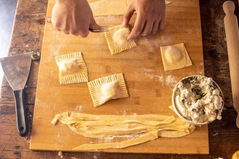 Florence: Pasta & Tiramisu Class with Unlimited Wine - A small Tuscan kitchen keeps the lesson personal